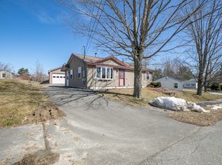 7 Nash St, Bangor, ME 04401
