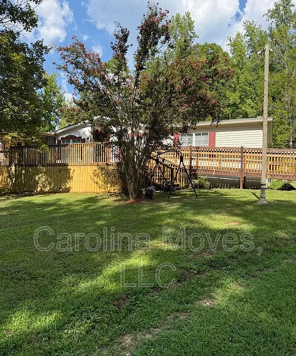 906 Rolling Meadows Rd