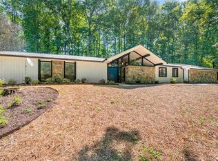 1715 Ridgefield Dr, Roswell, GA 30075