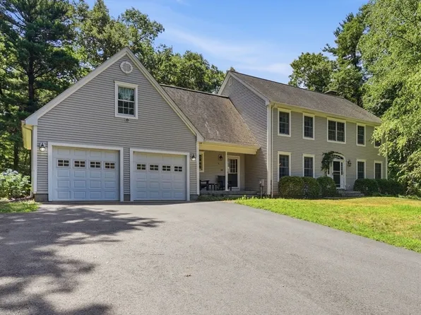 95 Mount Hope St, North Attleboro, MA 02760