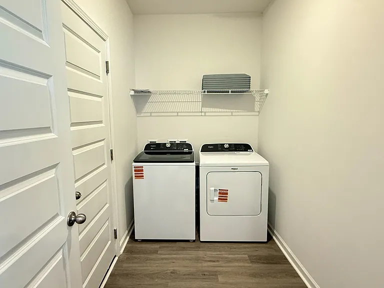 8259 Huspa Ave — Photo 18