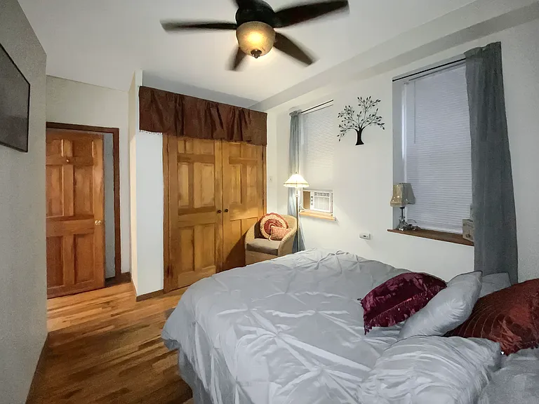 1214 N Paulina St — Photo 7