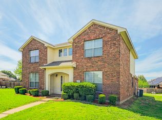 311 Balsam Grove Ct, Desoto, TX 75115