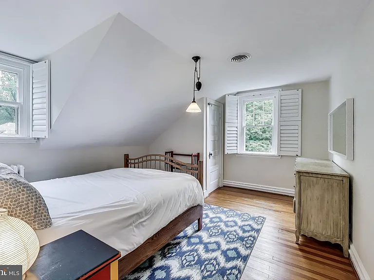 5809 Grosvenor Ln — Photo 27
