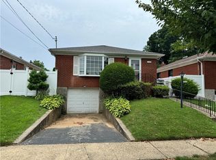 236 Amber St, Staten Island, NY 10306