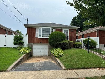 236 Amber St, Staten Island, NY, 10306