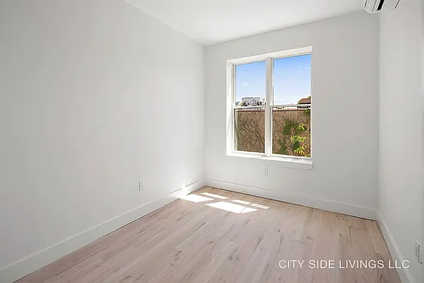 Rented by Artur Gutman, LREB | media 4