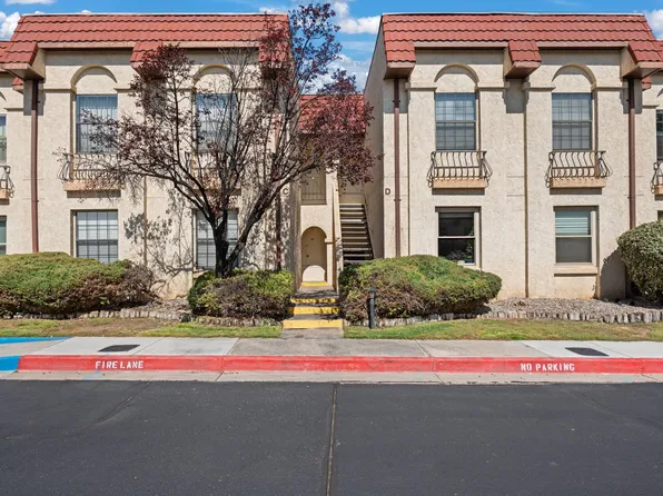803 Country Club Dr SE APT 2D, Rio Rancho, NM 87124