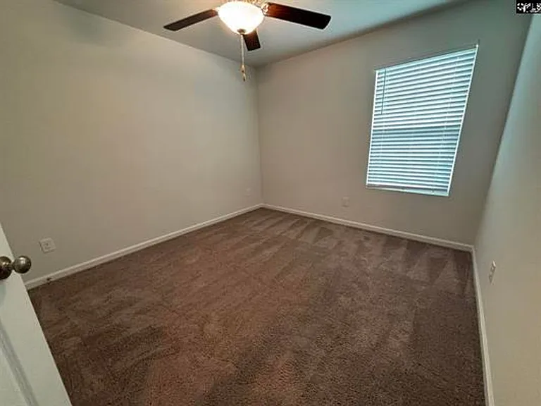 120 Kings Parish Ct — Photo 17