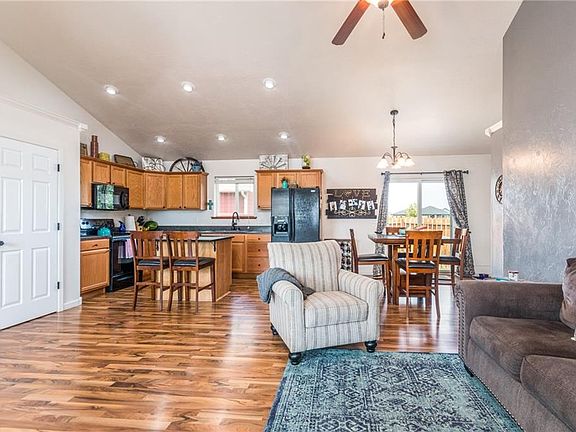 4th image of 5347 Sacagawea Dr