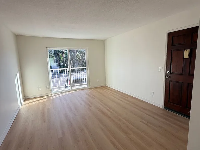 Oxnard - SSM Holdings, LLC — Photo 12