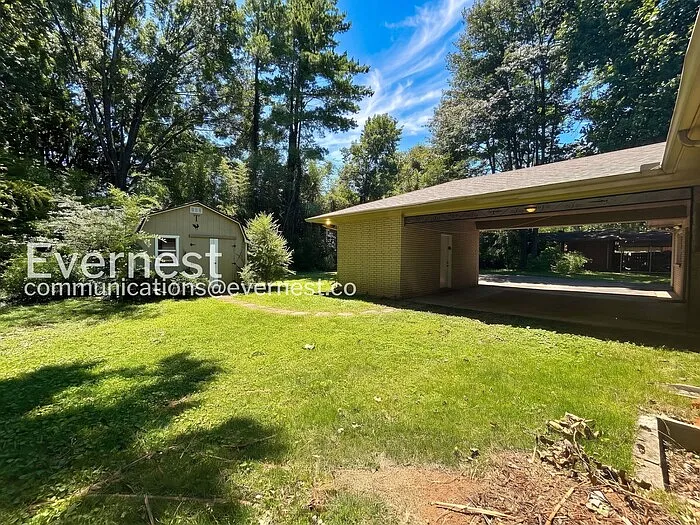 711 Elliott Dr — Photo 23