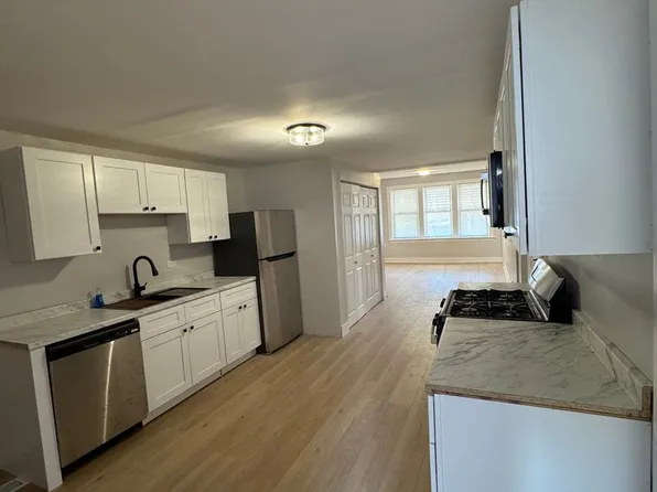 532 W 26th, 532 W 26th St Unit 2, Chicago, IL 60616