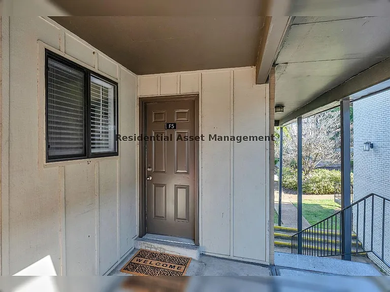 6680 Charlotte Pike #F5 — Photo 3