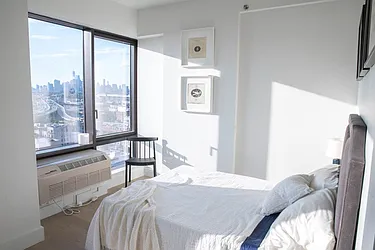 Rented by Tapiro Realty