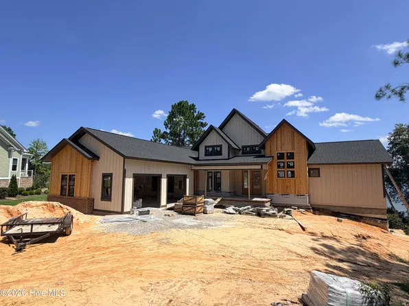 9 Lake Side Court, Pinehurst, NC 28374