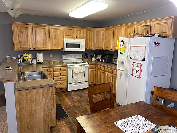 Kitchen - Main Level
