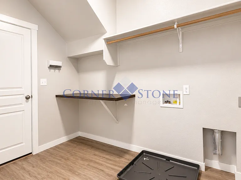 4676 W Silver Riv — Photo 10