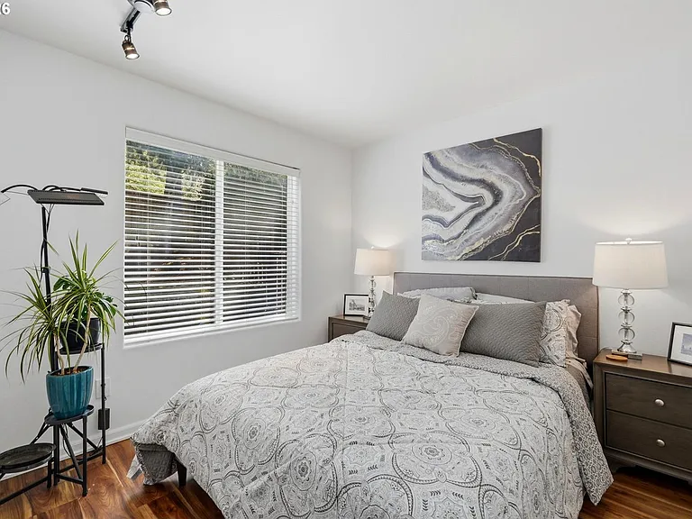 13936 SW Uplands Dr — Photo 23