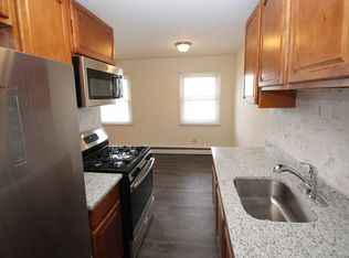 816 South St, Elizabeth, NJ 07202