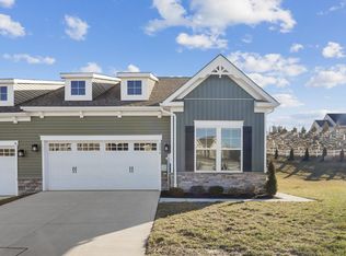 2896 Town View Cir, New Windsor, MD 21776