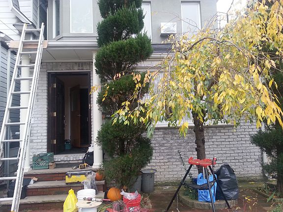 2nd image of 10028 91st Ave