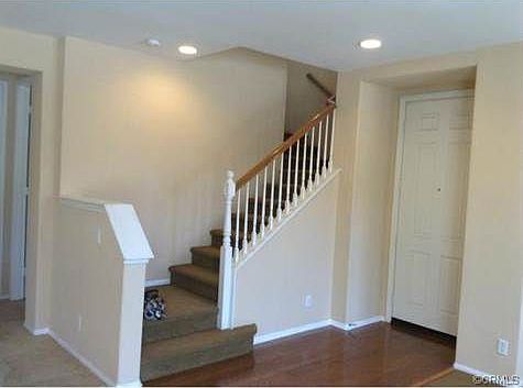 5th image of 2750 E Oak Hill Dr Unit 33