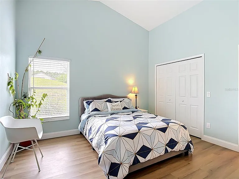 1128 Pinedale Dr — Photo 12