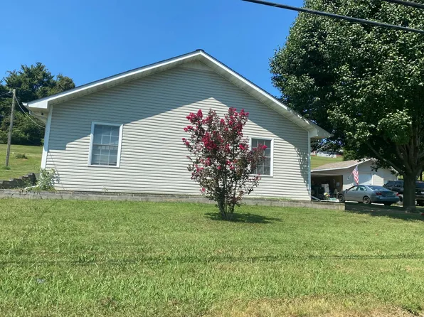 908 Cedar Ln, Tazewell, TN 37879