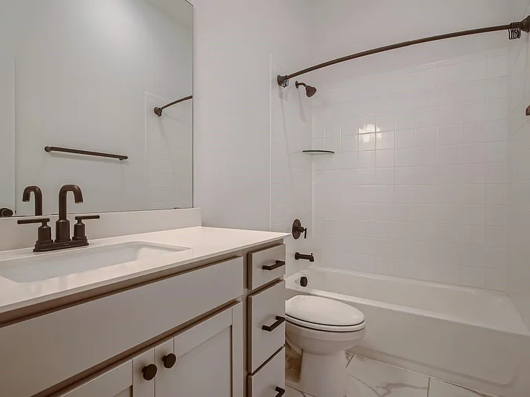 7904 Gilwice Ln — Photo 18