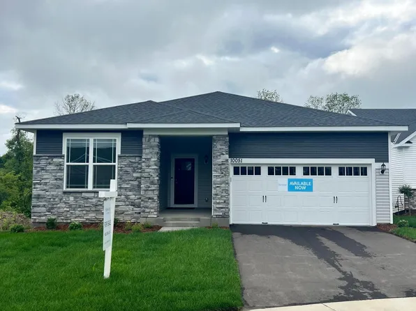 10051 Mulberry Ln, Rogers, MN 55374