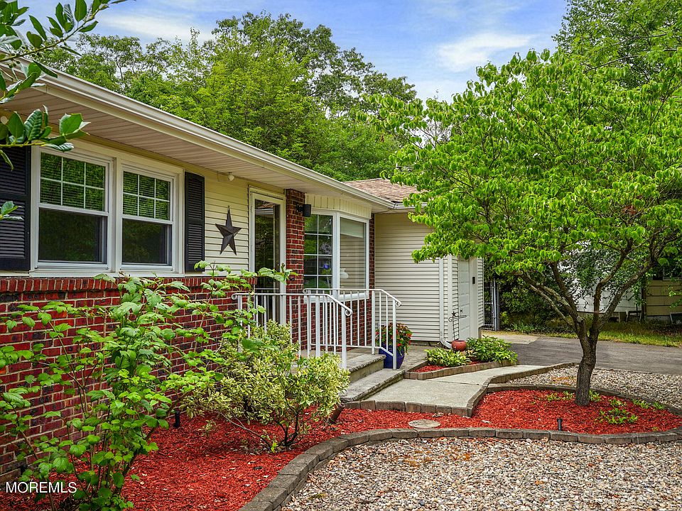 2nd image of 1174 Marlane Road