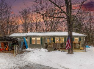 2738 Lakeshore Dr, Gladwin, MI 48624