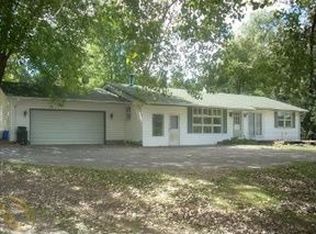 840 Garland Rd, Ortonville, MI 48462