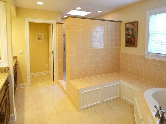 4th image of 3500 Caicos Ct