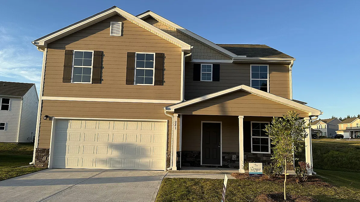 4 bed, 2.5 bath, 2100 sqft, $2,195 — Photo 1