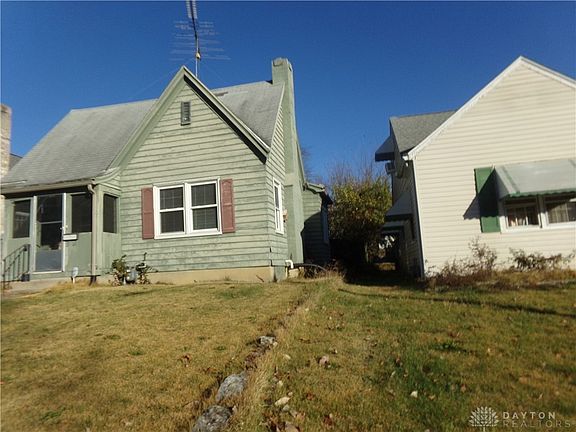 3rd image of 177 W Hudson Ave