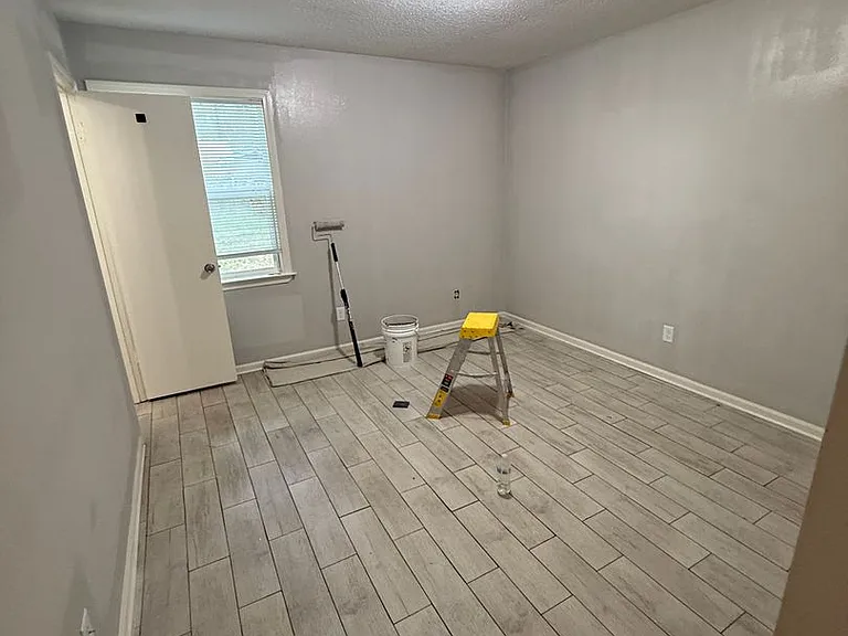 3110 Normandy Dr — Photo 8