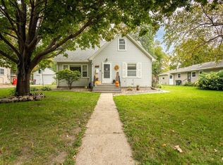 1119 Kenwood St, Alexandria, MN 56308
