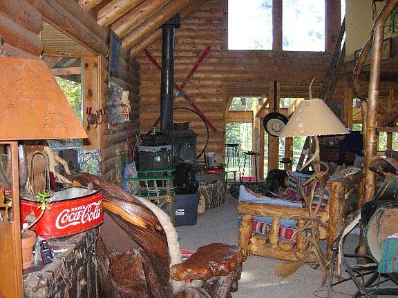 2nd image of 433 Woods Rd