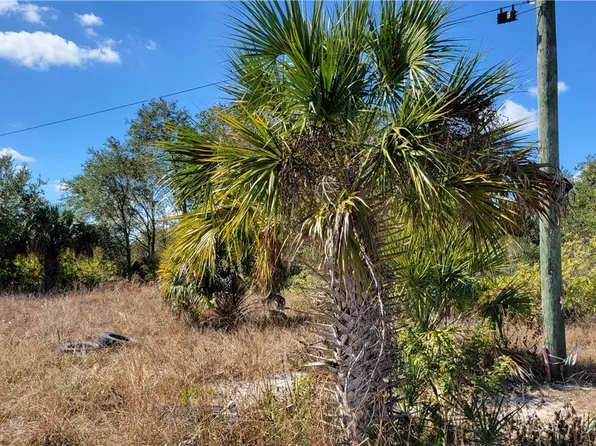 6001 Sunshine Blvd N, Lehigh Acres, FL 33971