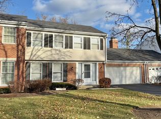 1209 W Bauer Rd, Naperville, IL 60563