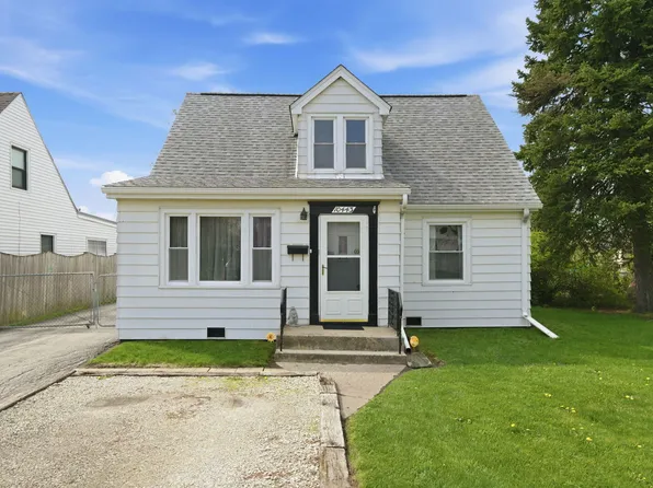 10443 Medill Ave, Melrose Park, IL 60164