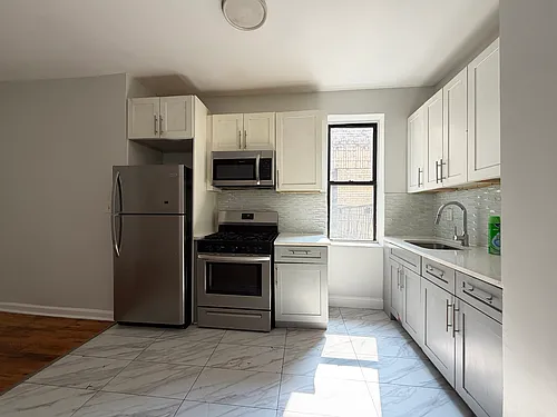 162 Bergen Ave #4A Photo 1