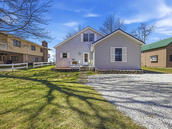 2nd image of 19803 Merritt Ave