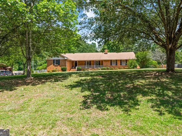 210 Cedar Trl, Jonesboro, GA 30238
