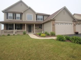 1611 Hoover Trl, McHenry, IL 60051