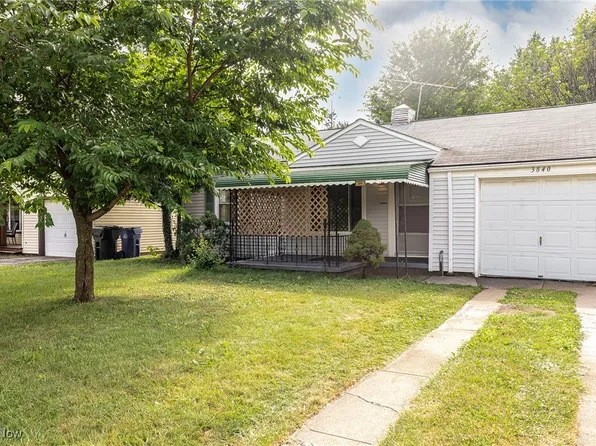 3840 W 143rd St, Cleveland, OH 44111