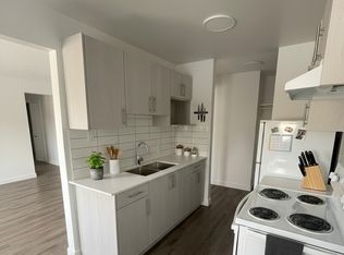Kensington Courts, Edmonton, AB T5L 1G4