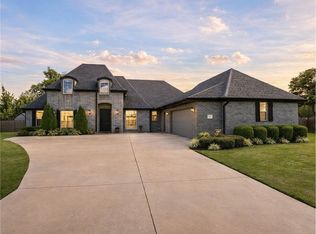 2711 S Haley Ct, Rogers, AR 72758